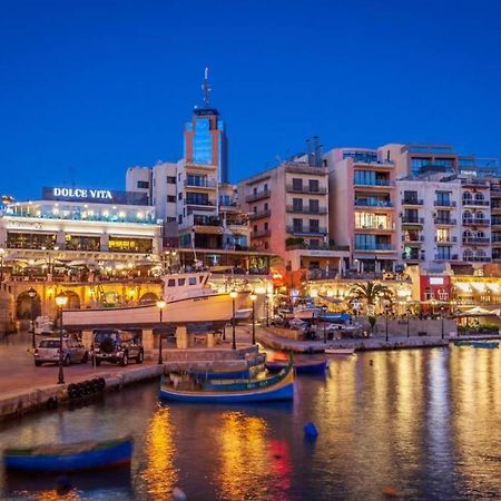 2 Bed Apt In Heart Of St Julians - 5Min From Seafront سانت جوليان المظهر الخارجي الصورة