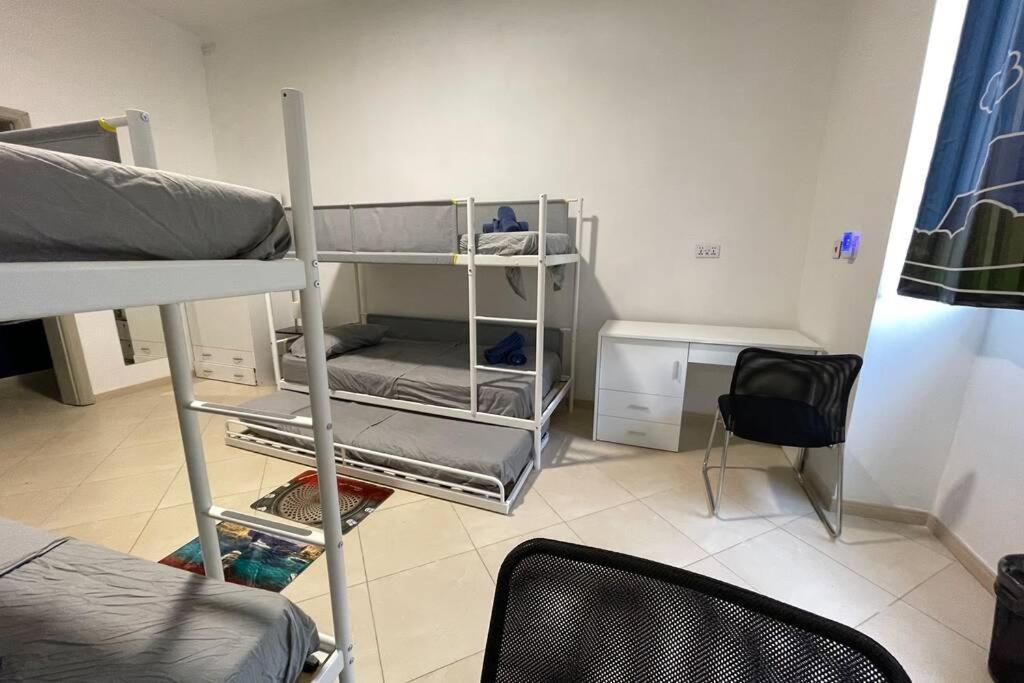 2 Bed Apt In Heart Of St Julians - 5Min From Seafront سانت جوليان المظهر الخارجي الصورة