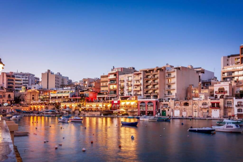 2 Bed Apt In Heart Of St Julians - 5Min From Seafront سانت جوليان المظهر الخارجي الصورة